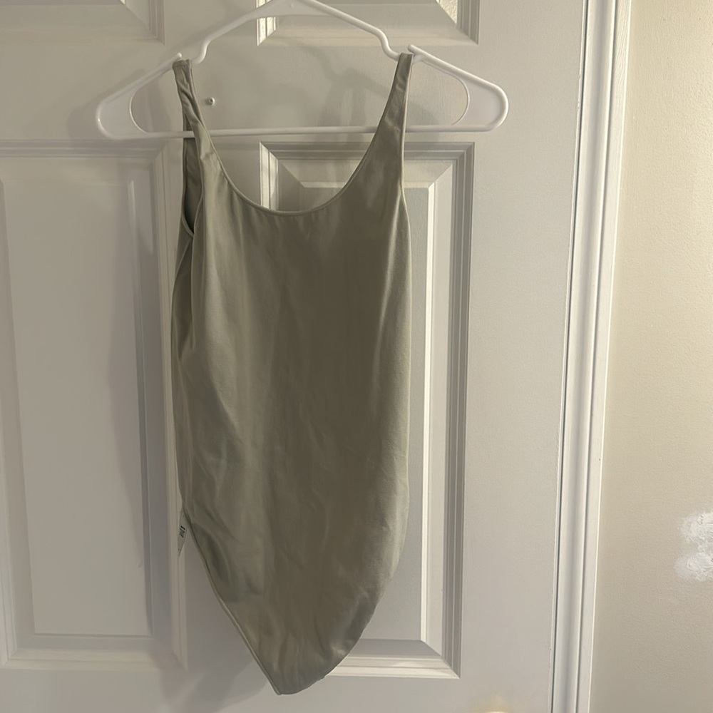 Skims bodysuit - Picture 3 of 3